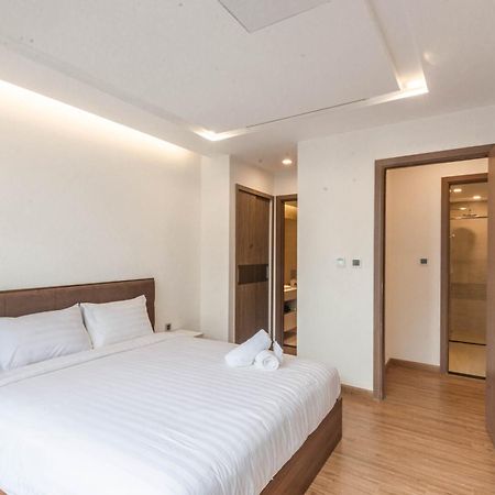 Luxury Serviced Apartment Vinhomes Metropolis Premium Hanoi Exterior photo