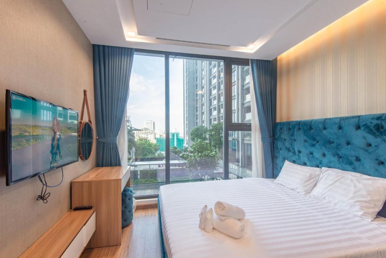 Luxury Serviced Apartment Vinhomes Metropolis Premium Hanoi Exterior photo