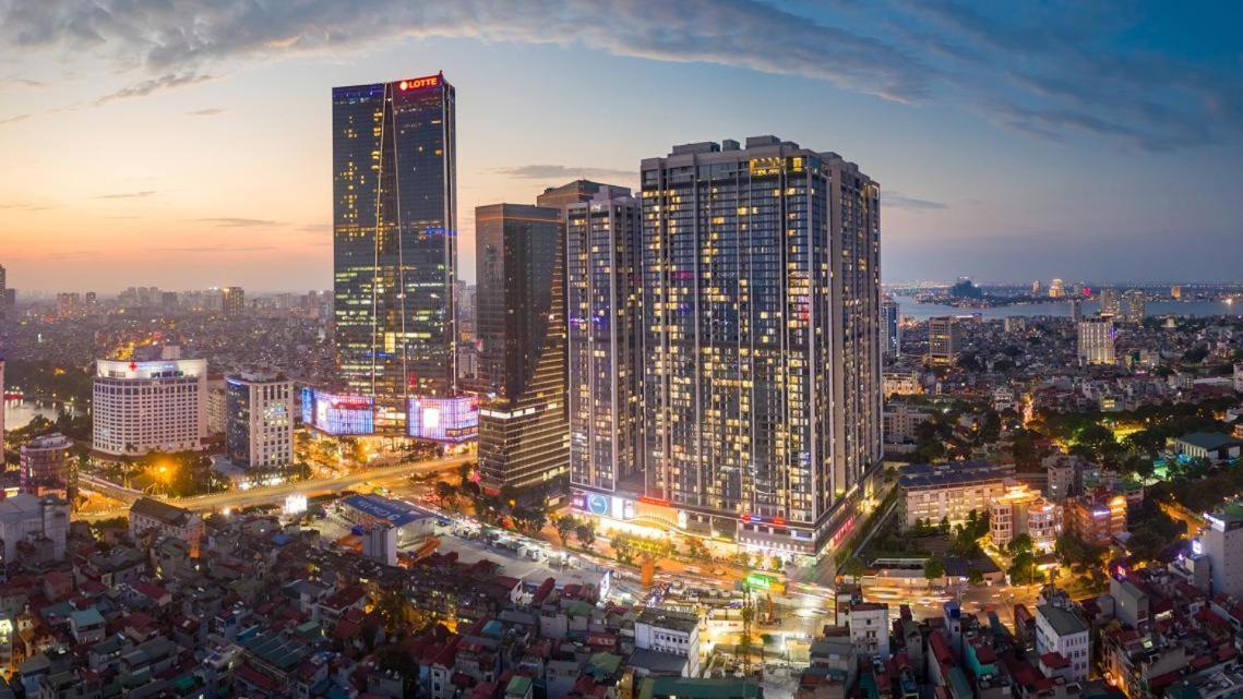 Luxury Serviced Apartment Vinhomes Metropolis Premium Hanoi Exterior photo