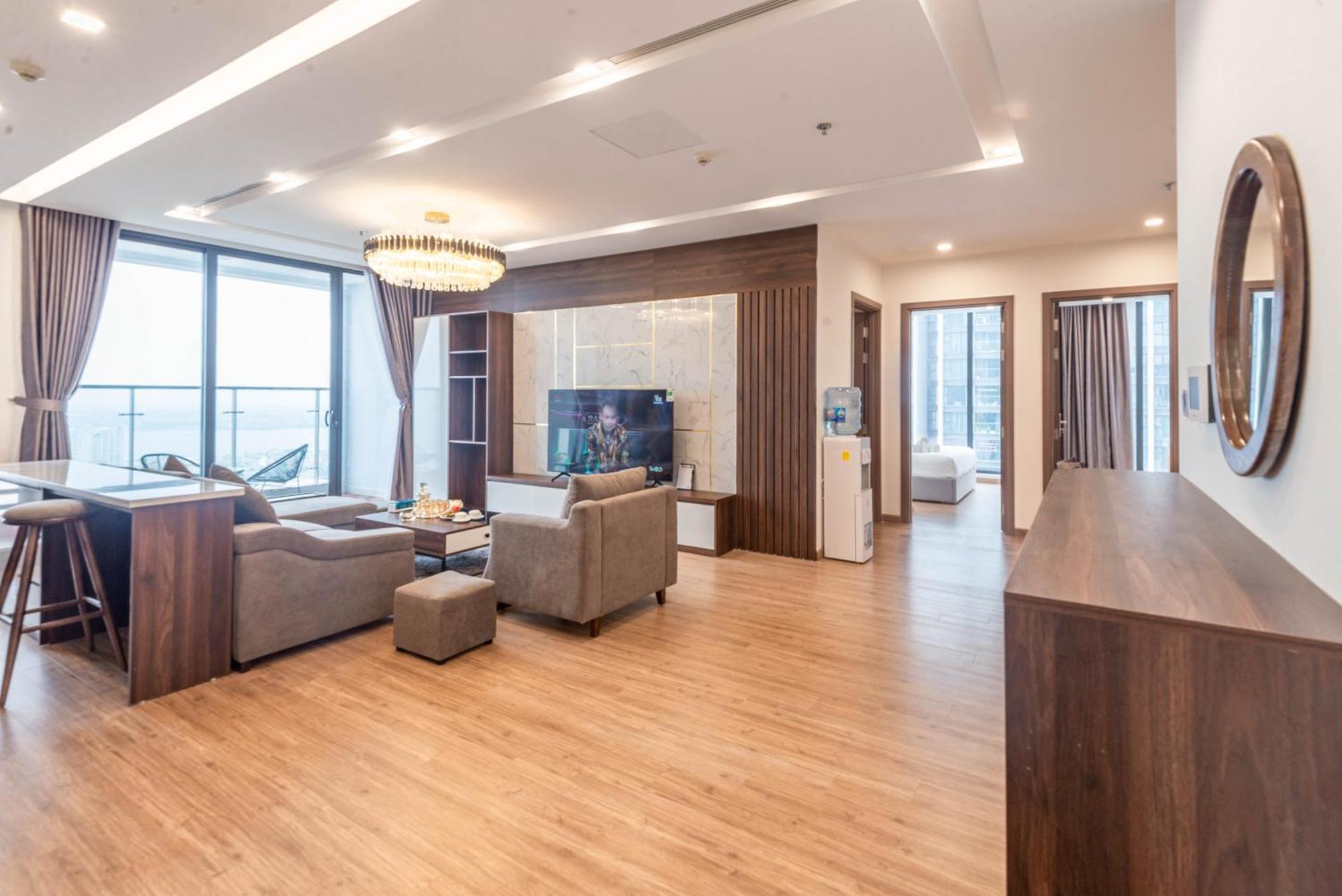Luxury Serviced Apartment Vinhomes Metropolis Premium Hanoi Exterior photo
